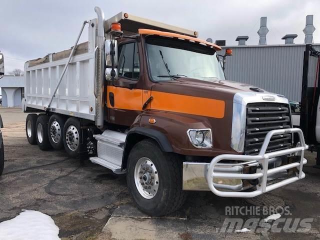 Freightliner 114SD Chassis