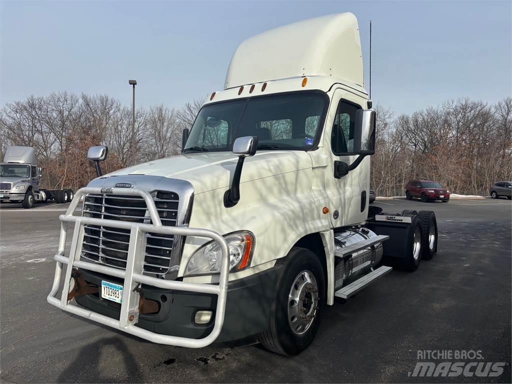Freightliner Cascadia Trekkvogner