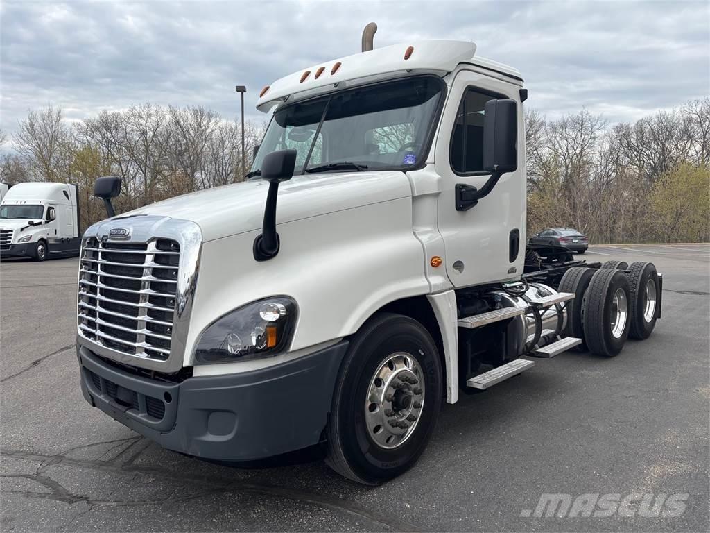 Freightliner Cascadia Trekkvogner