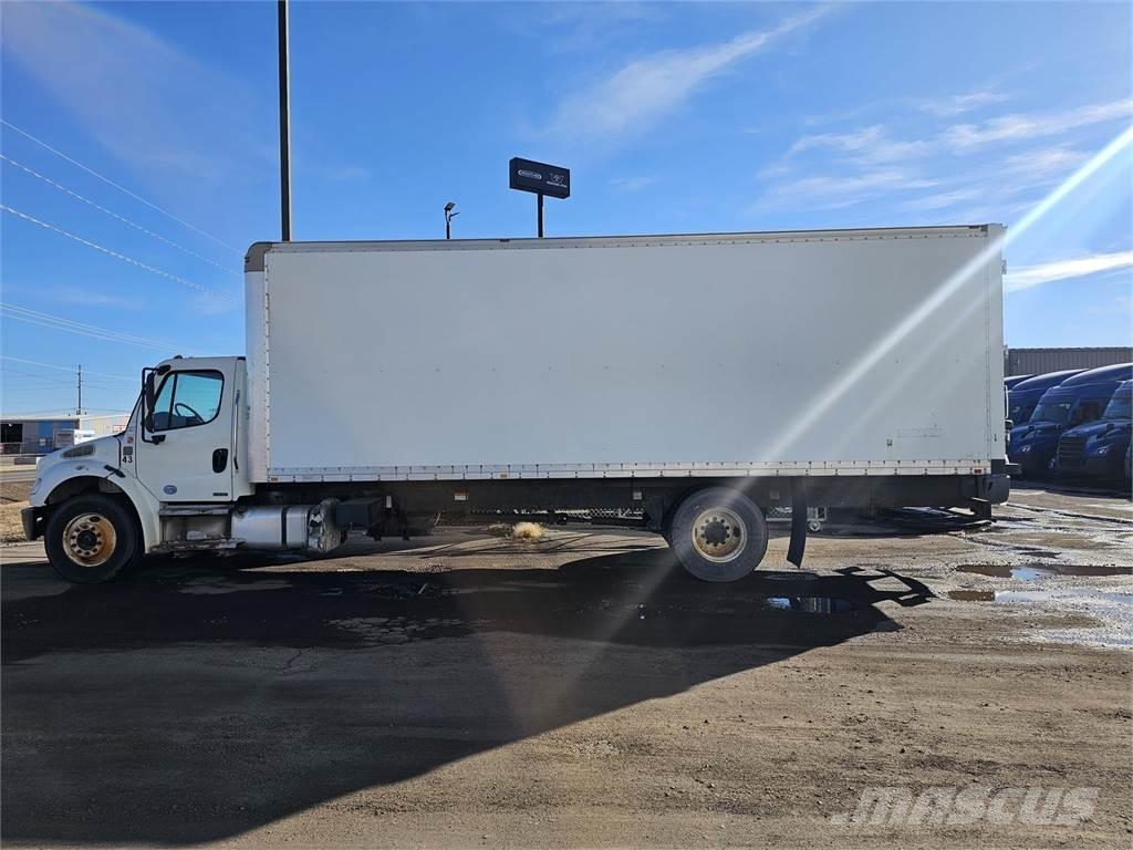 Freightliner M2 106 Trekkvogner