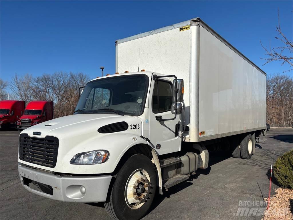Freightliner M2 106 Skapbiler