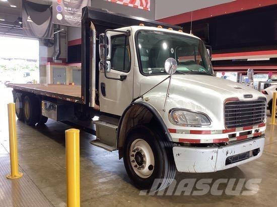 Freightliner M2 106 Andre lastebiler