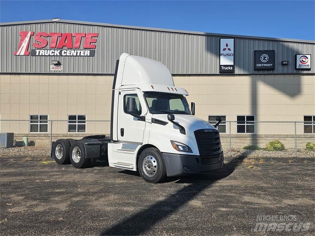 Freightliner PE116 Trekkvogner