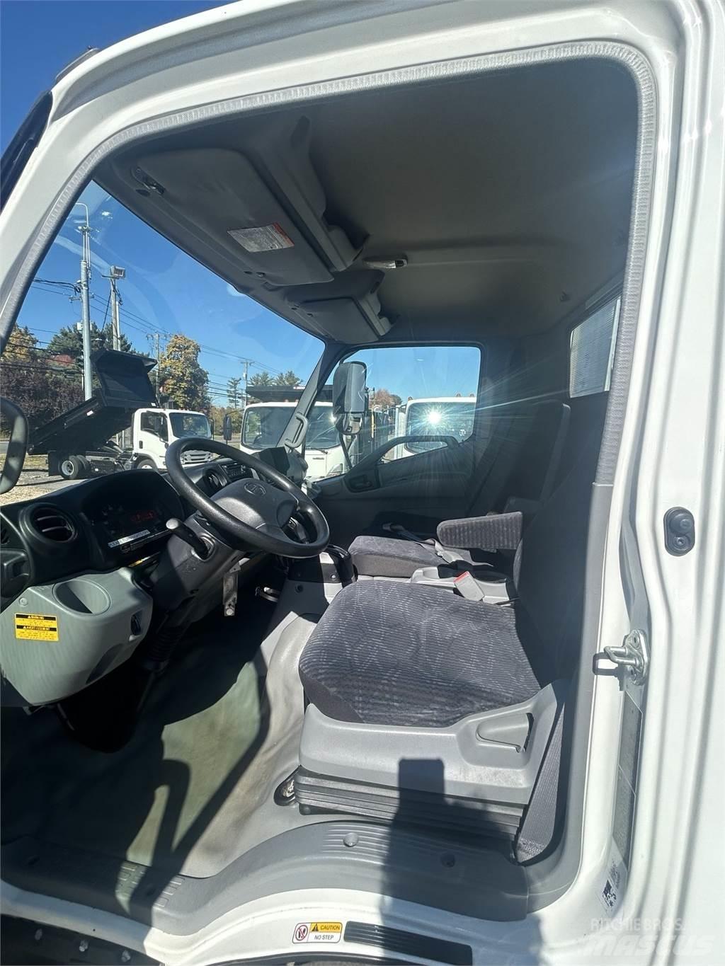 Hino 155 Andre lastebiler