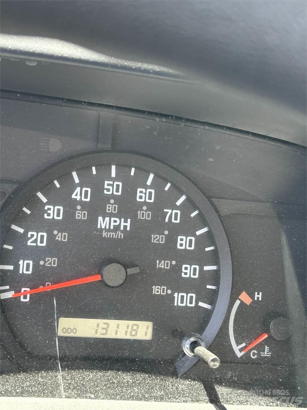 Isuzu NPR Skapbiler
