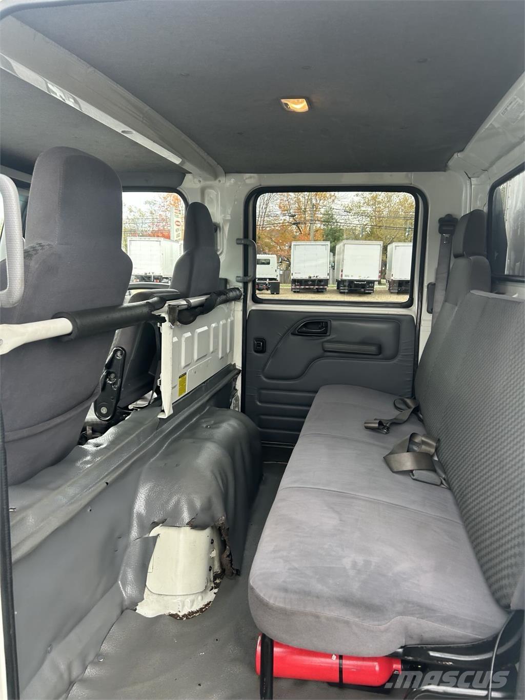 Isuzu NPR HD DC Skapbiler