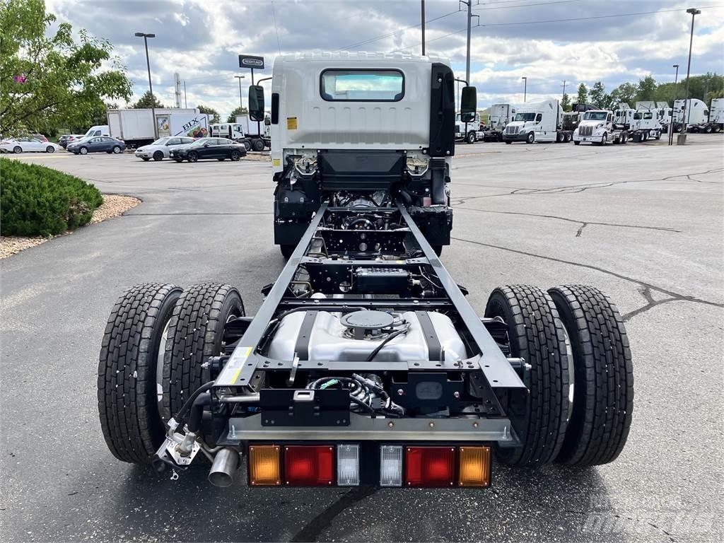Isuzu NRR Chassis