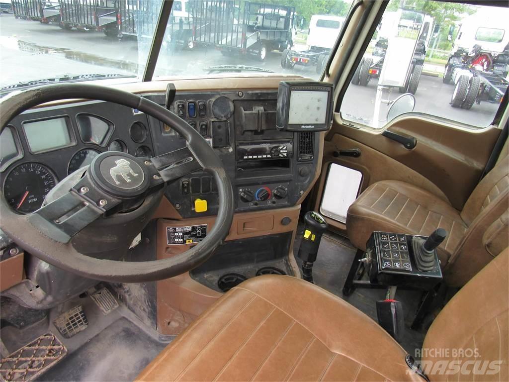 Mack  Betongbiler