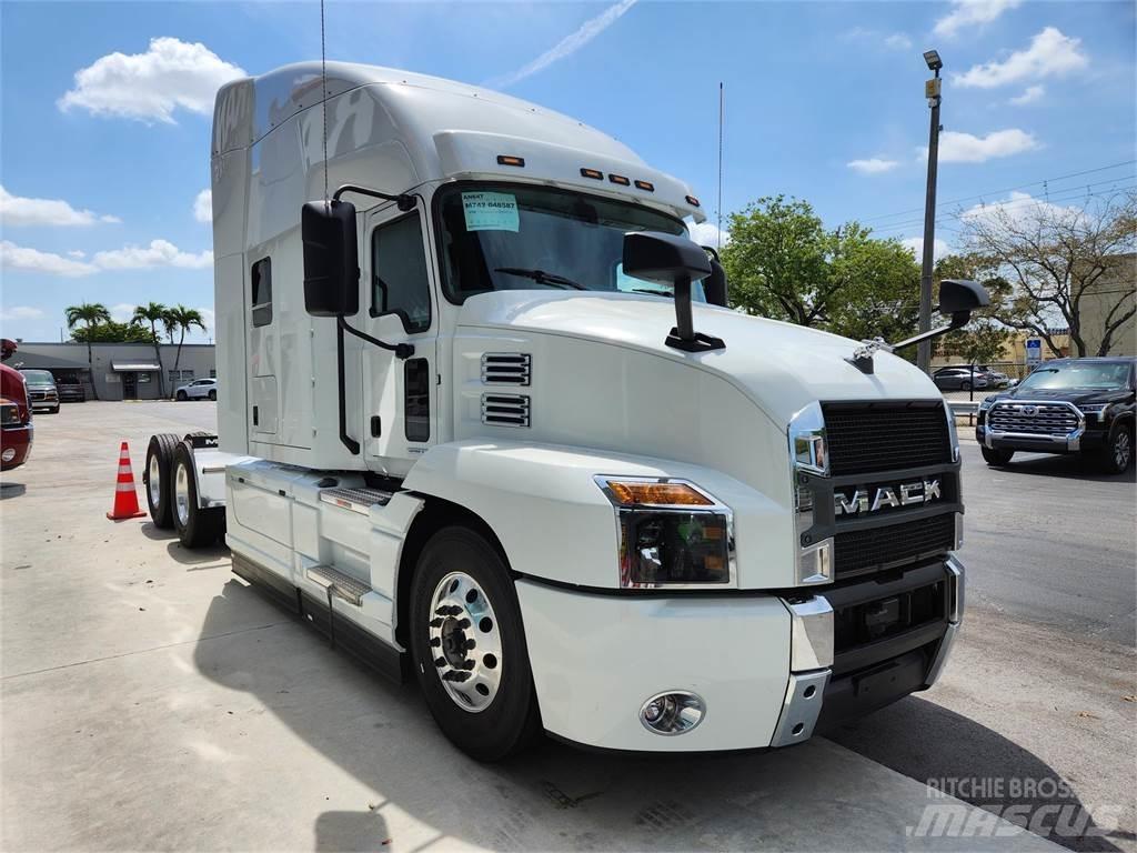 Mack AN64T Trekkvogner