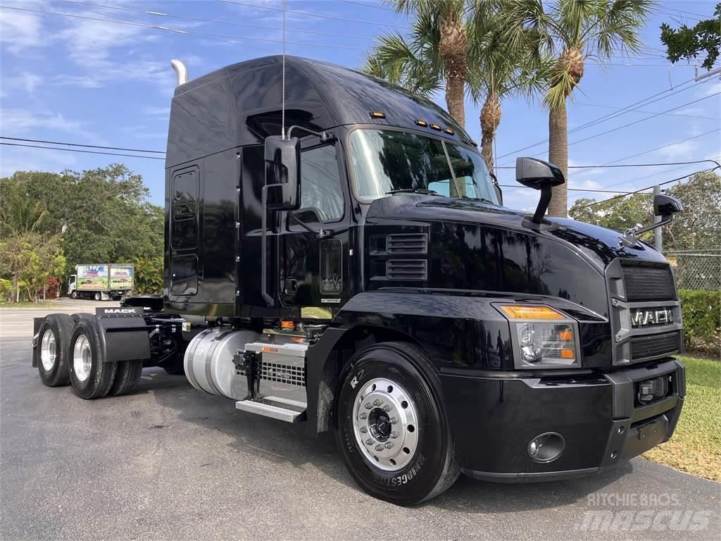 Mack AN64T Trekkvogner