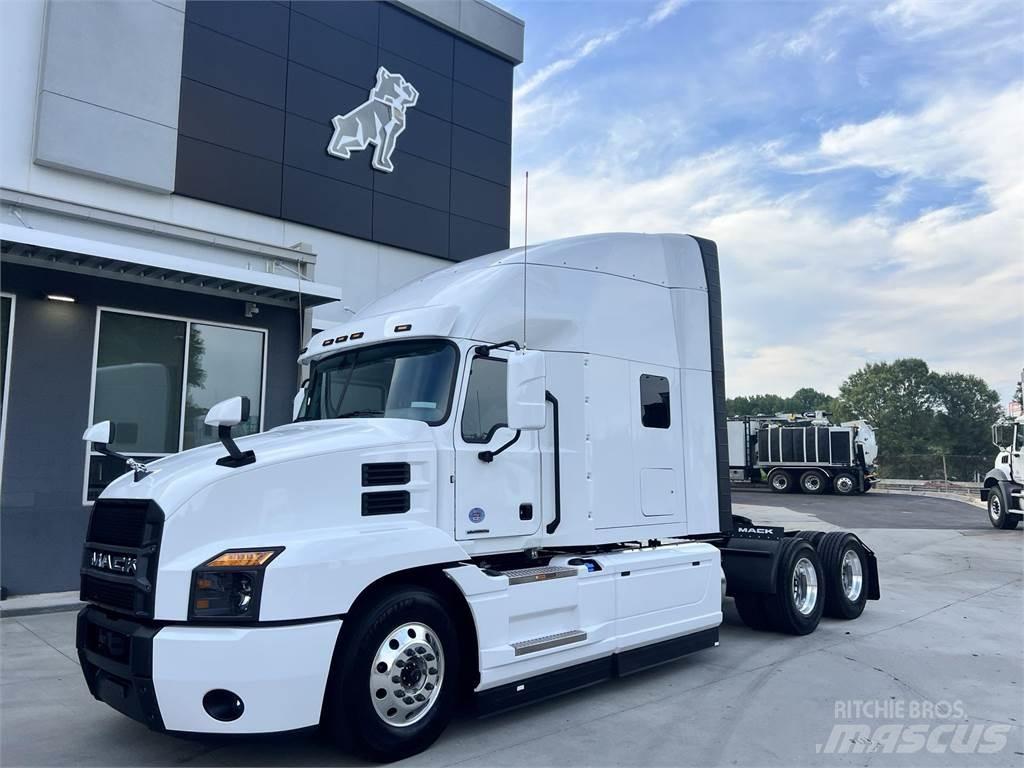Mack AN64T Trekkvogner