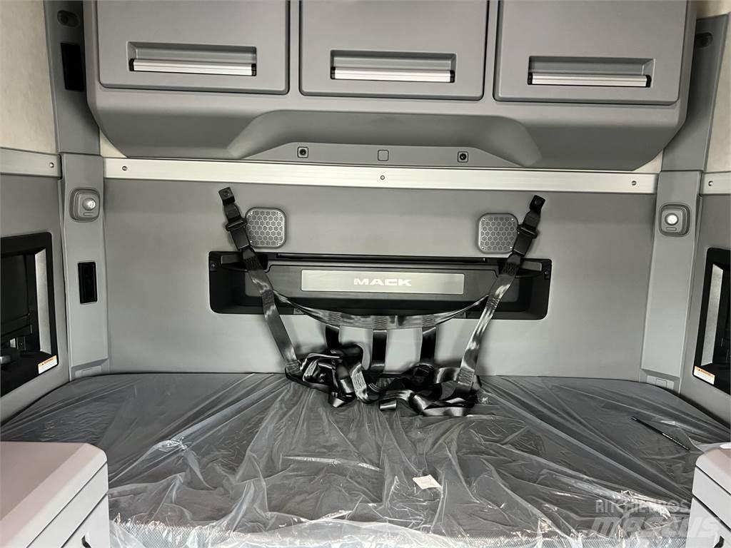 Mack AN64T Trekkvogner