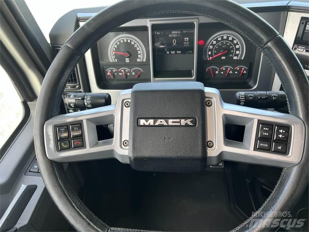 Mack AN64T Trekkvogner