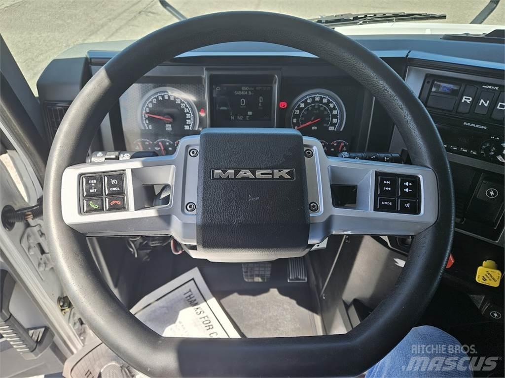 Mack AN64T Trekkvogner