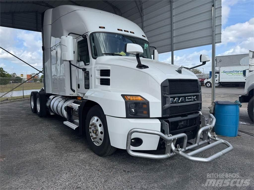 Mack AN64T Trekkvogner