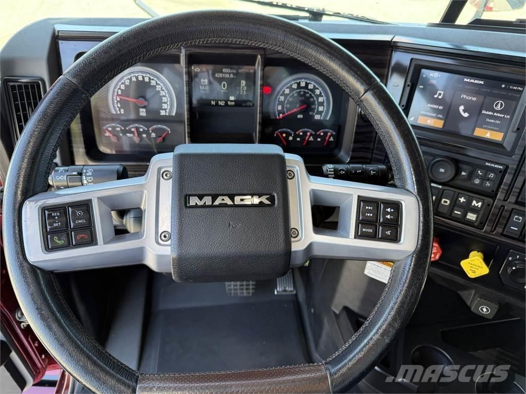 Mack AN64T Trekkvogner