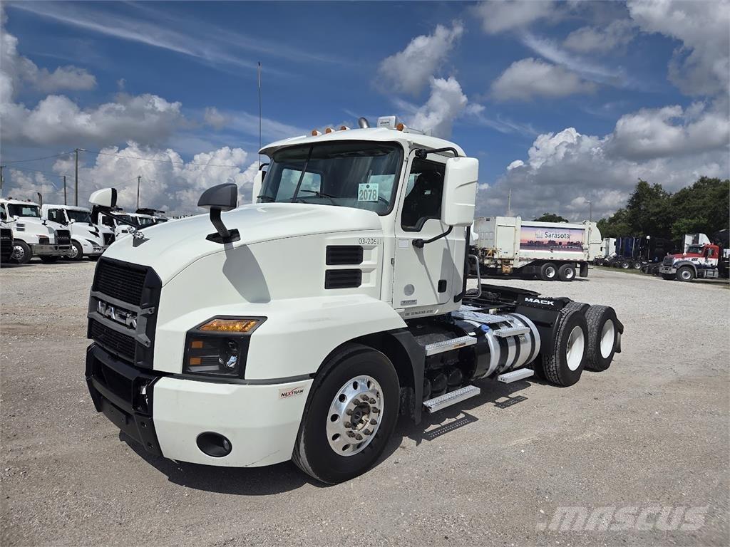 Mack AN64T Trekkvogner