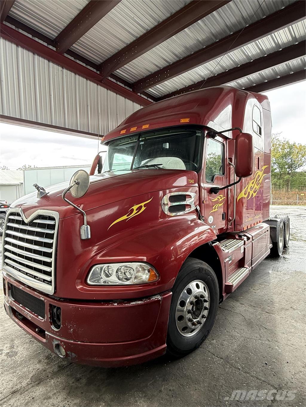 Mack CXU613 Trekkvogner