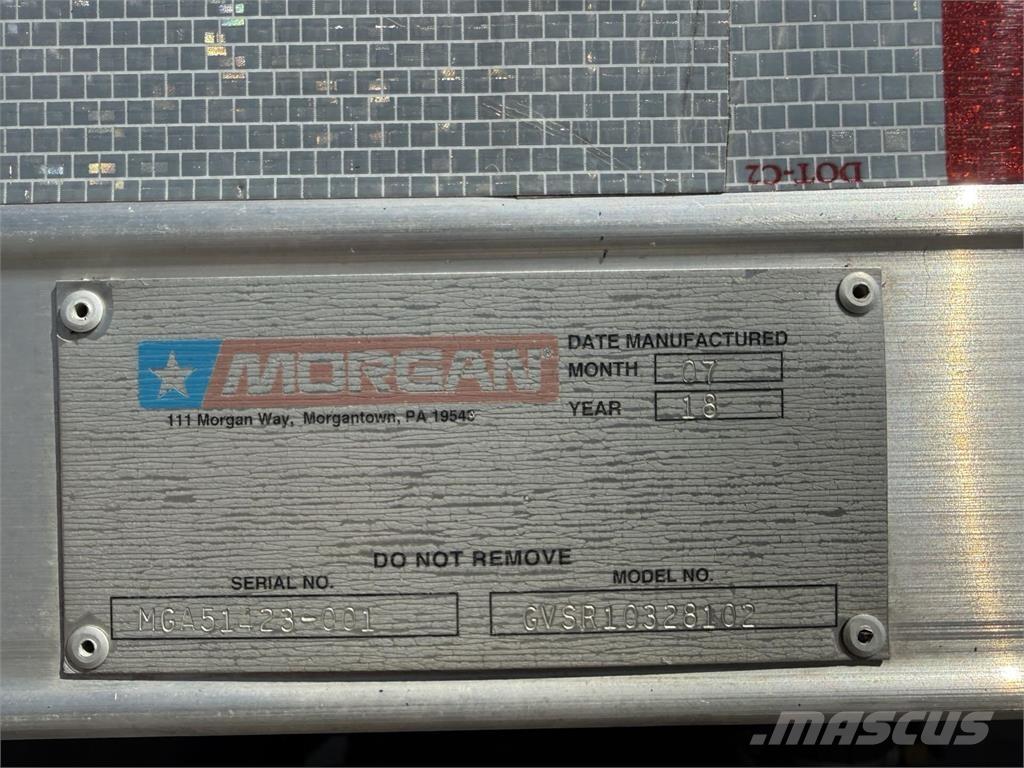 Mack GR64B9 Trekkvogner