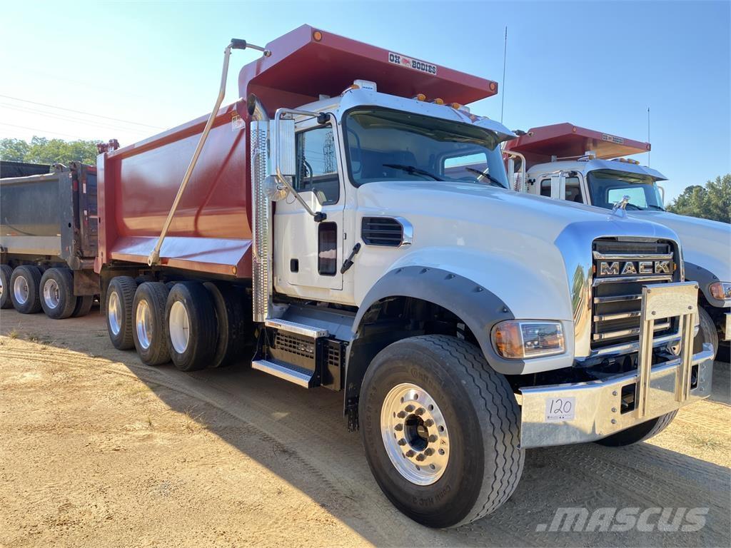 Mack GR64F Tippbil
