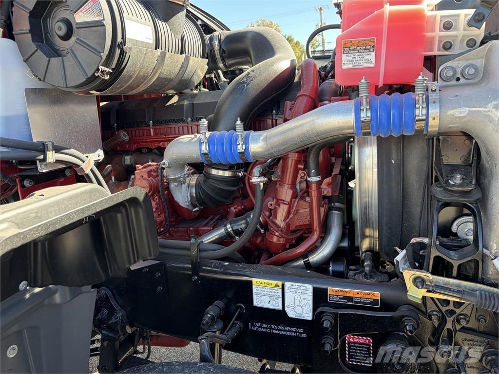 Mack GR64FR Betongbiler