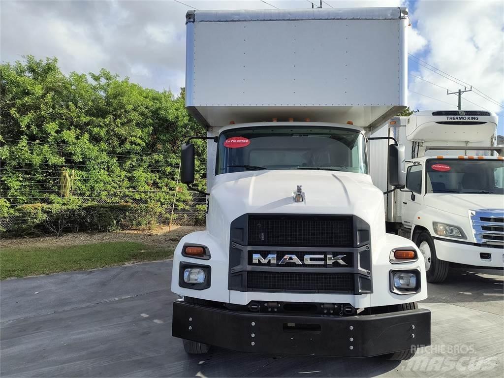 Mack MD6 Skapbiler