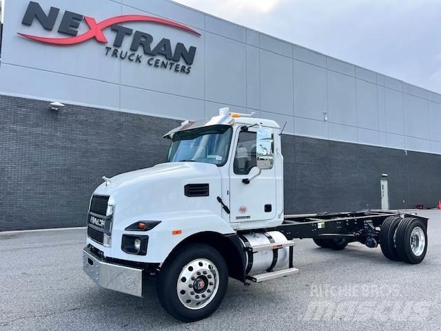 Mack MD6 42R Chassis