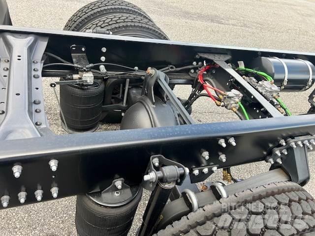 Mack MD6 42R Chassis