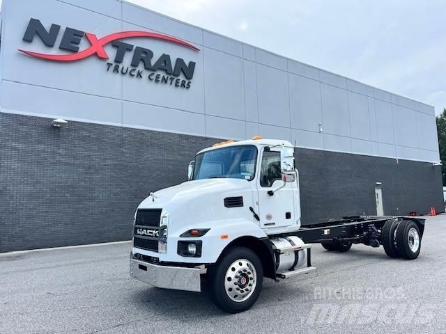 Mack MD6 42R Chassis