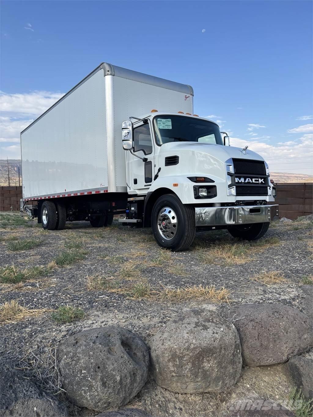 Mack MD6 42R Chassis