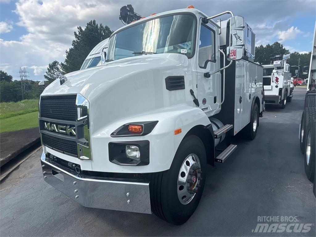 Mack MD6 42R Chassis
