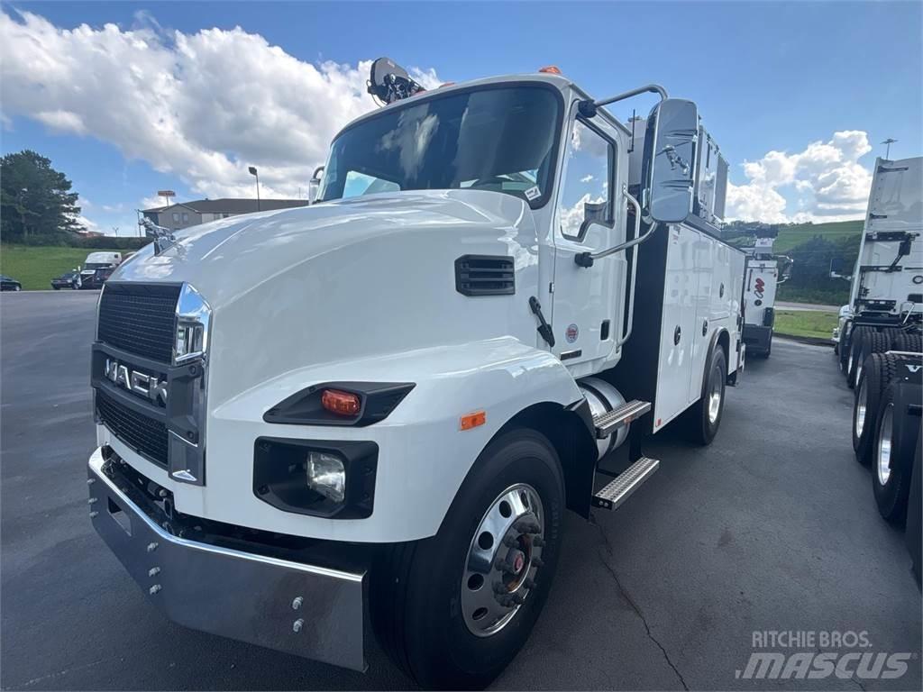 Mack MD6 42R Chassis