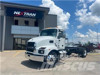 Mack MD742 Chassis