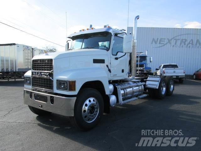 Mack PI64T Trekkvogner