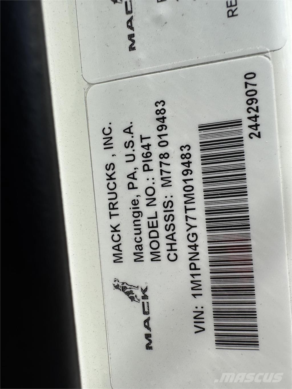 Mack PI64T Trekkvogner