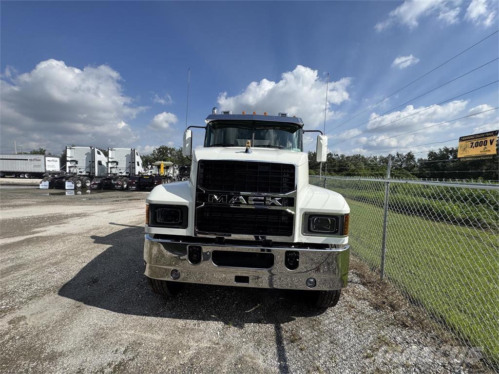 Mack PI64T Trekkvogner