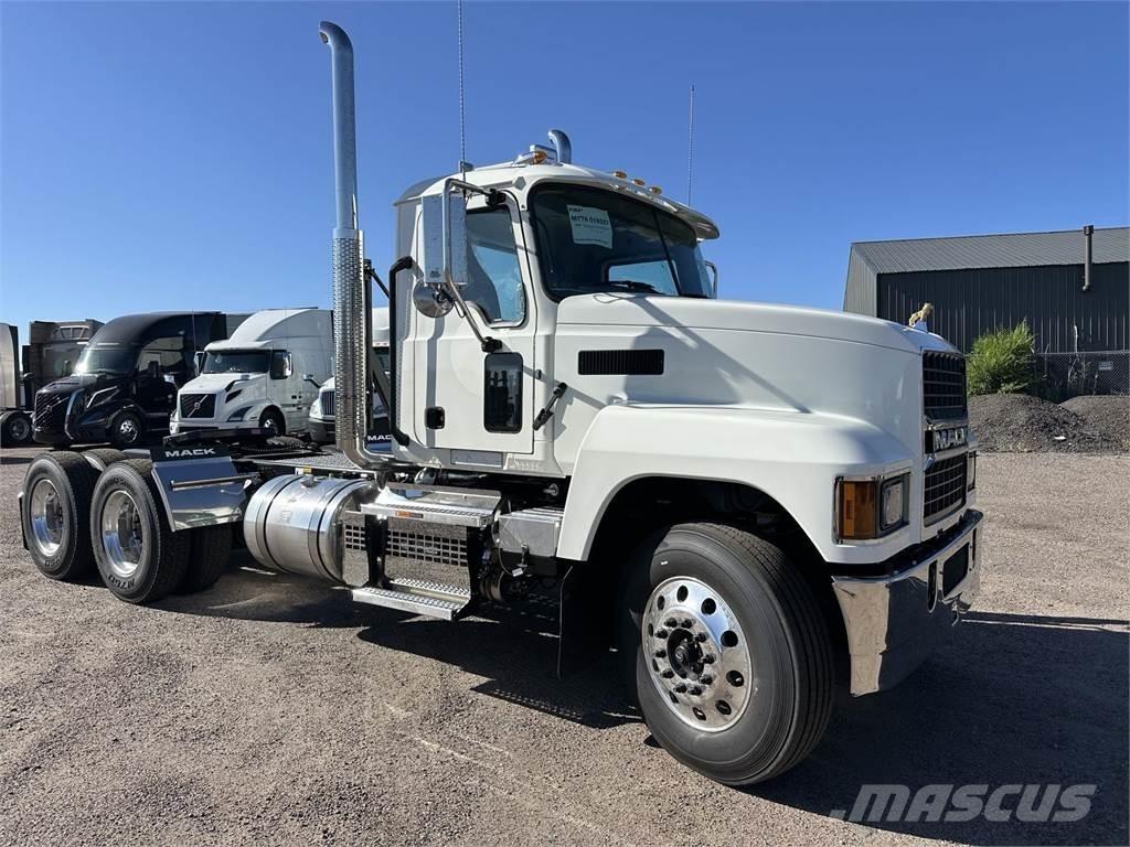 Mack PI64T Trekkvogner