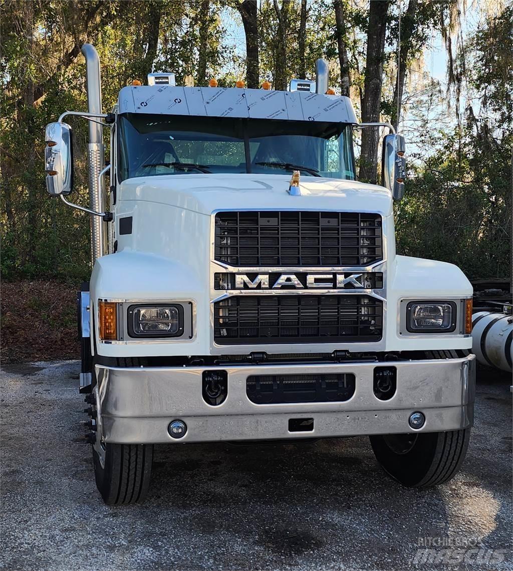 Mack PI64T Trekkvogner