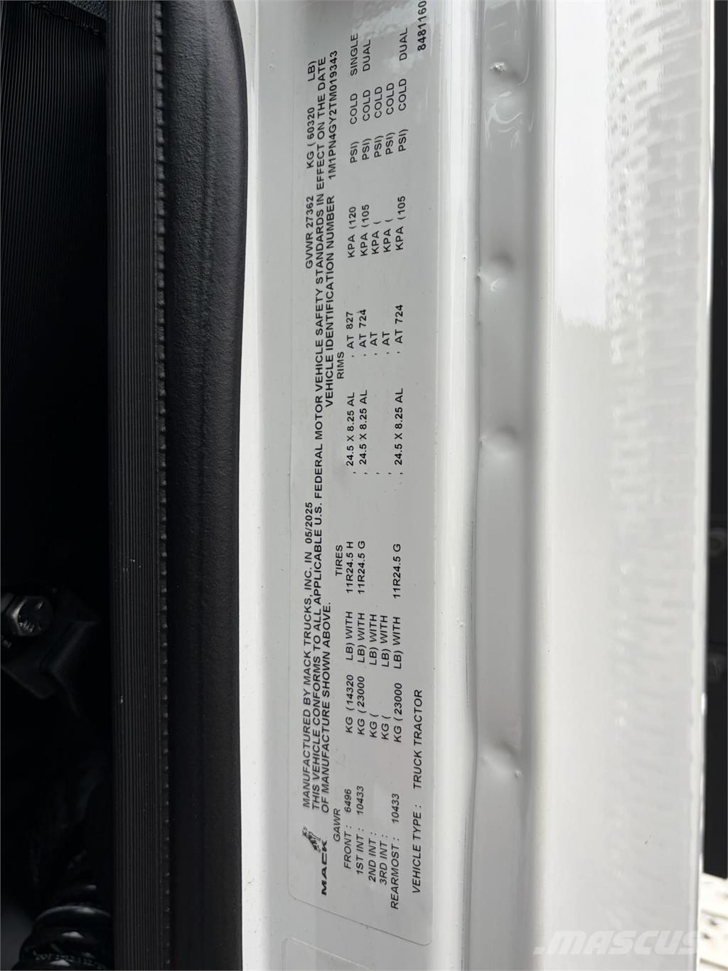 Mack PI64T Trekkvogner