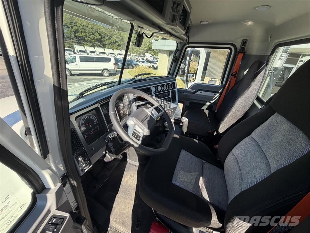 Mack PI64T Trekkvogner