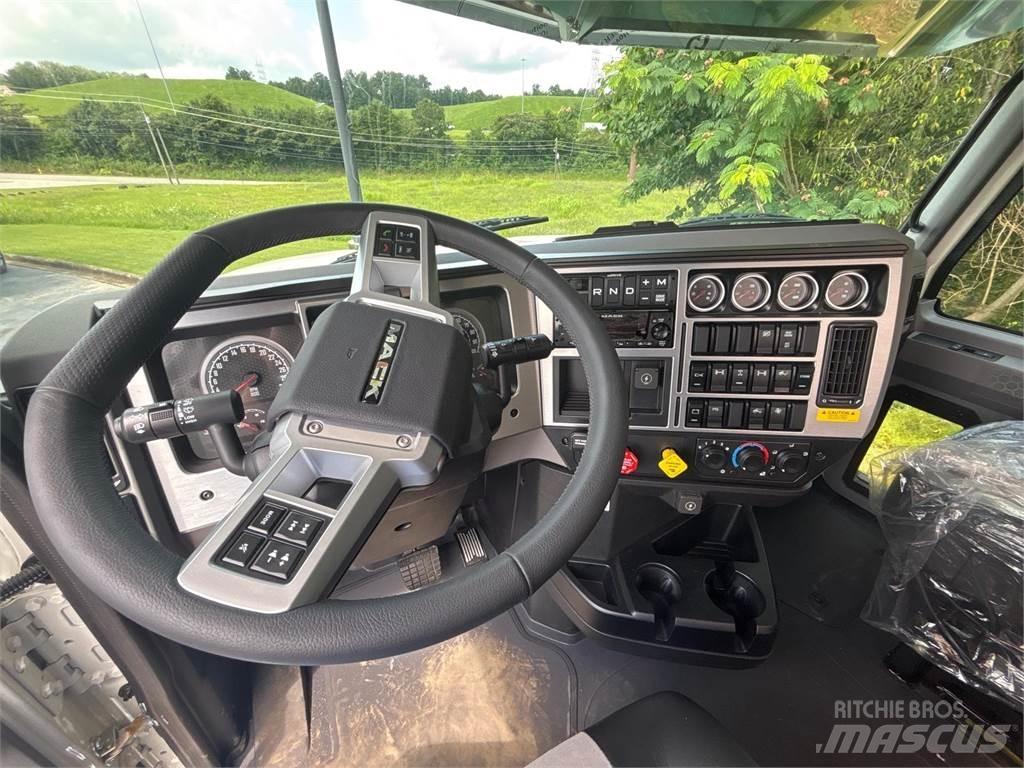 Mack PI64T Trekkvogner