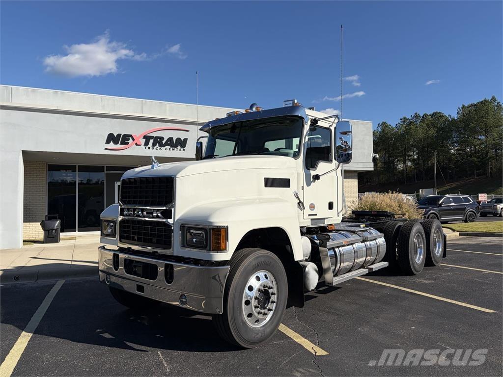 Mack PI64T Trekkvogner