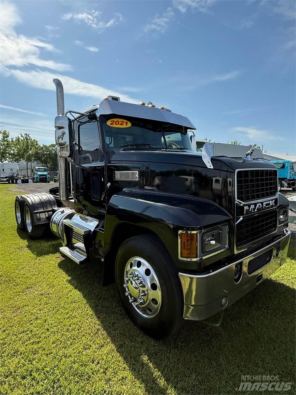 Mack PI64T Trekkvogner