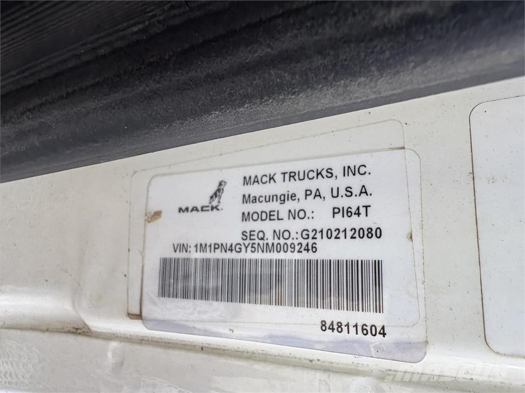 Mack PI64T Trekkvogner