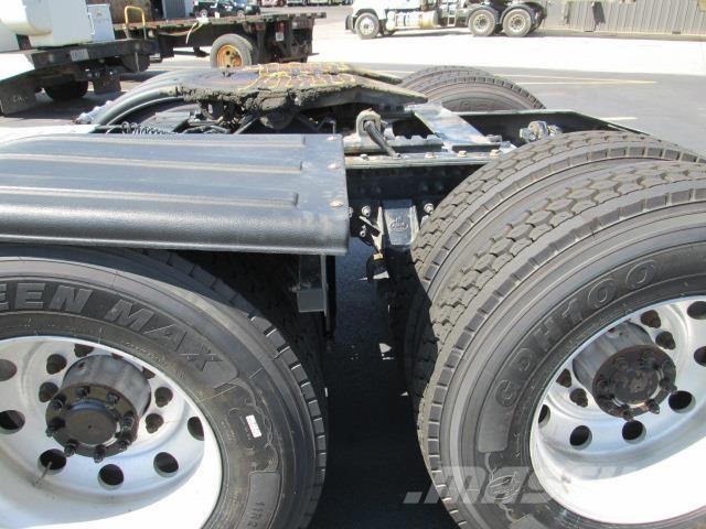 Mack PI64T Trekkvogner