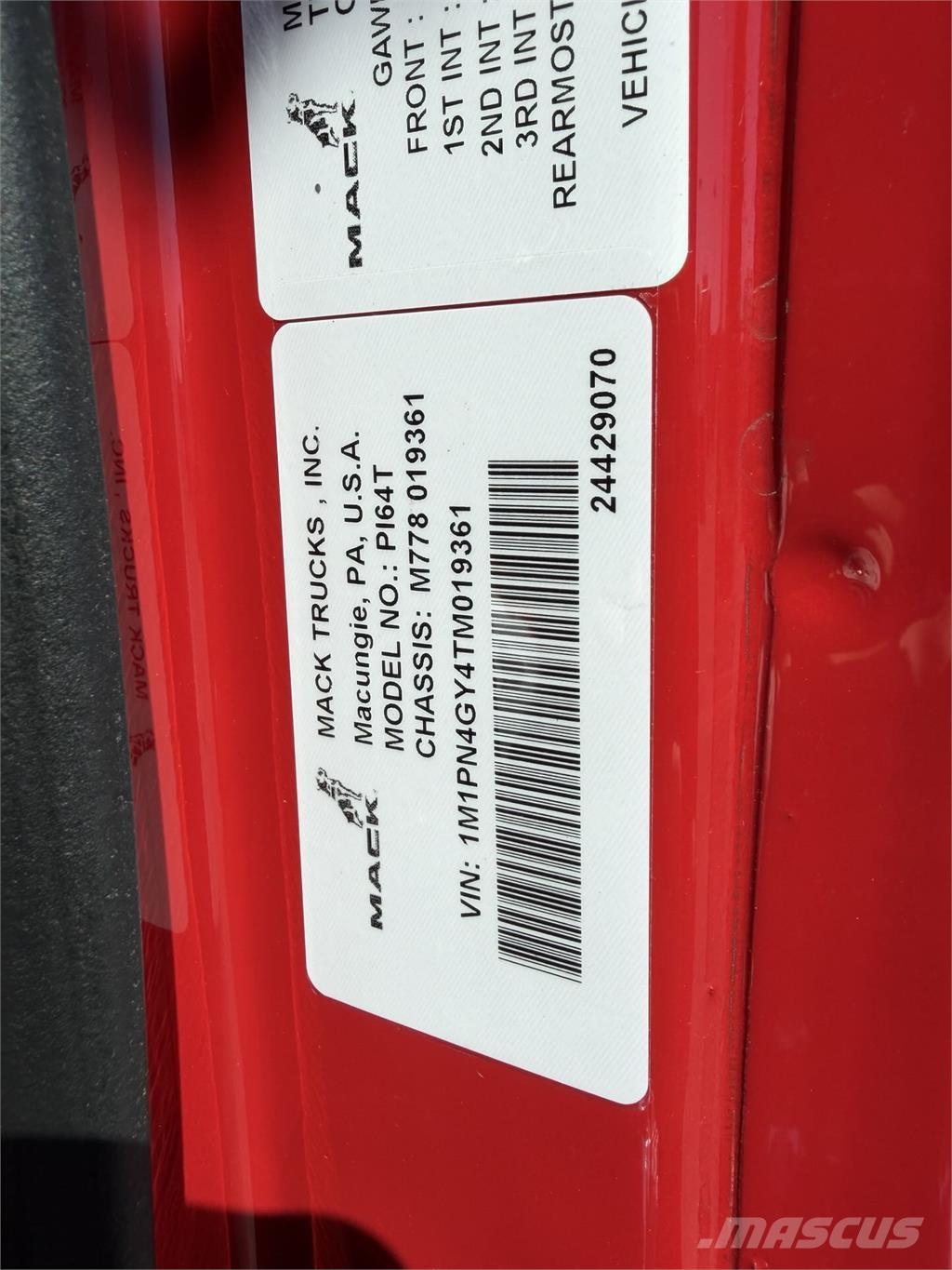 Mack PI64T Trekkvogner