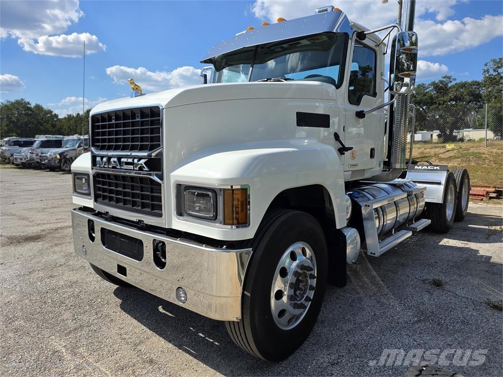 Mack PI64T Trekkvogner