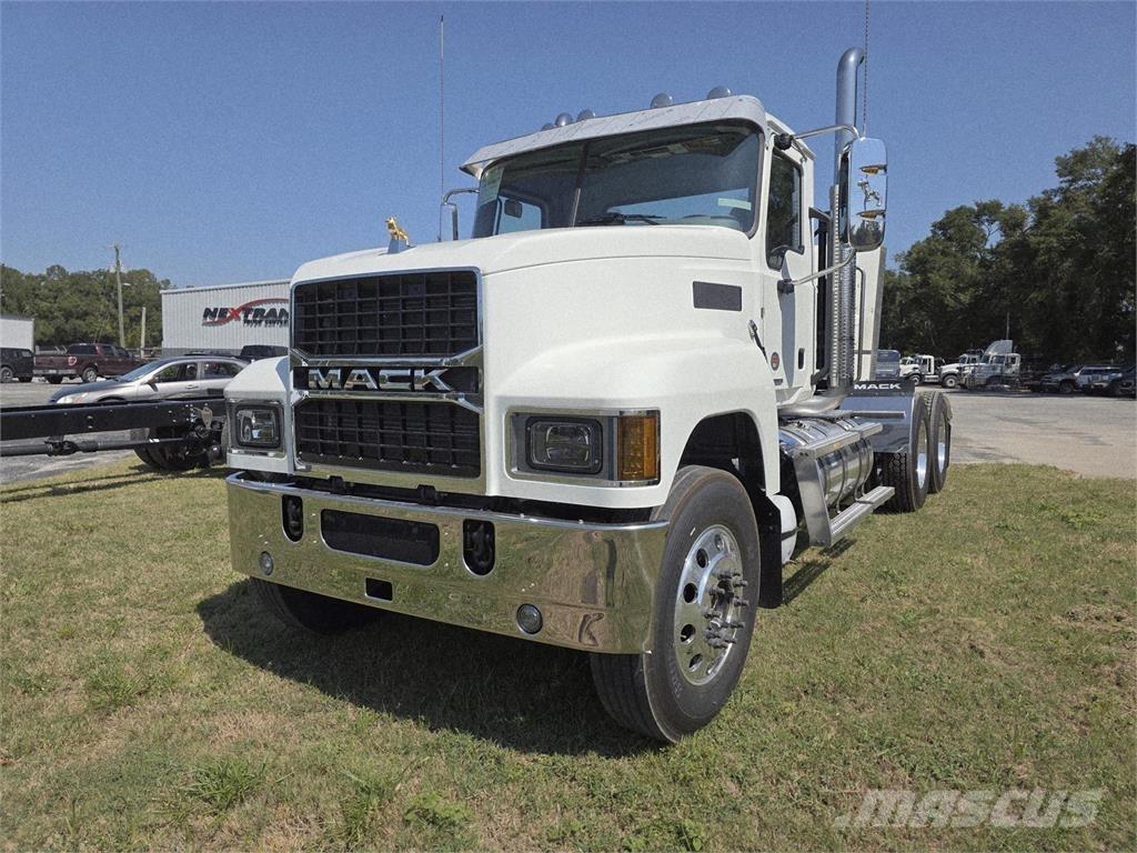 Mack PI64T Trekkvogner