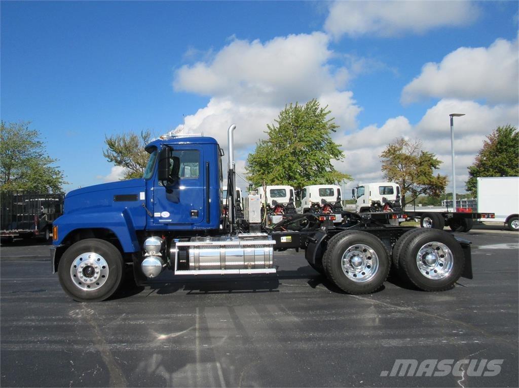 Mack PI64T Trekkvogner