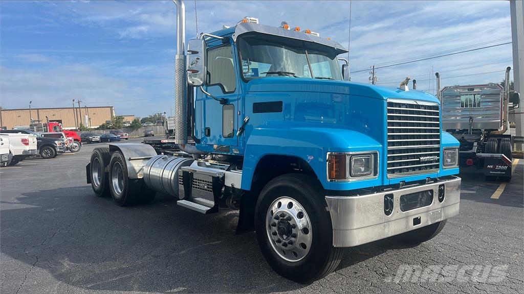 Mack PI64T Trekkvogner